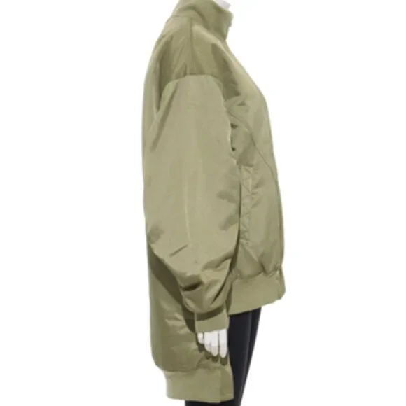Nike Women's Therma Fit Oversized Bomber JacketOlive S/M